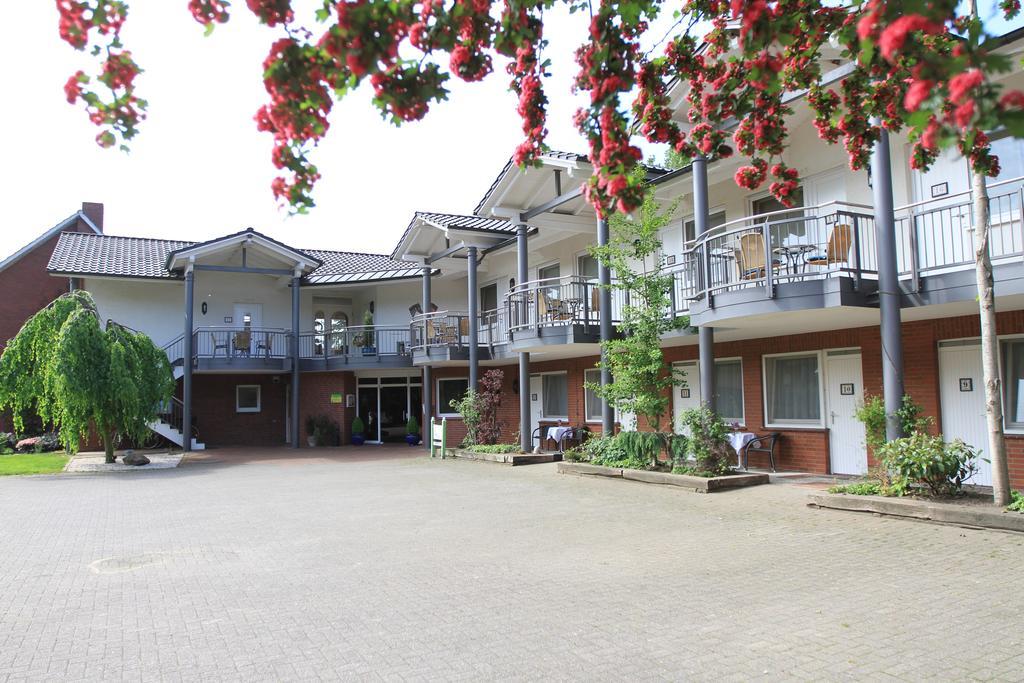 Waldhotel Zum Bergsee Damme Exterior foto
