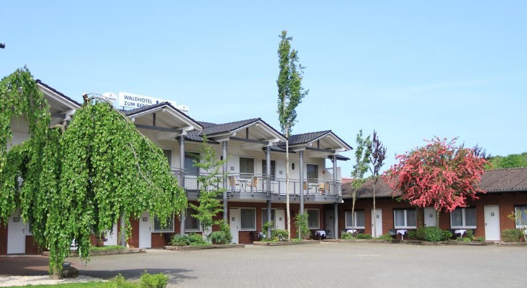 Waldhotel Zum Bergsee Damme Exterior foto